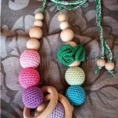 Collana da allattamento con anelli in legno